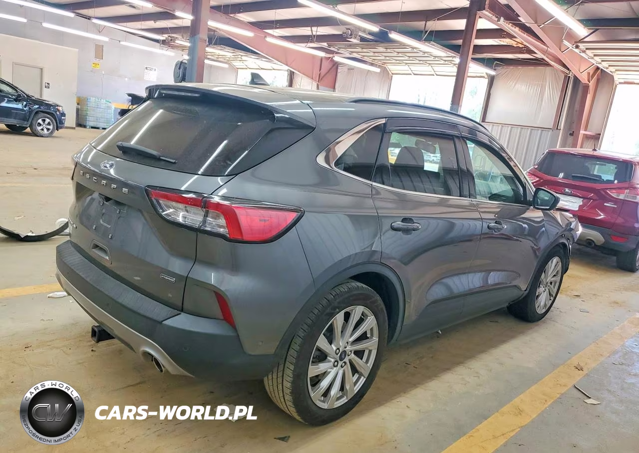 2021 Ford Escape Titanium VIN:1FMCU0DZ2MUB01657 - 3