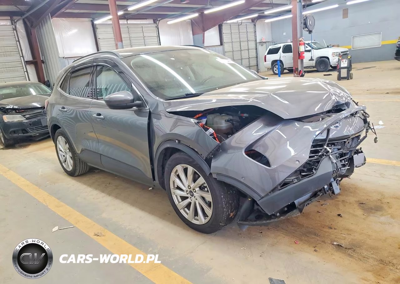 2021 Ford Escape Titanium VIN:1FMCU0DZ2MUB01657 - 4