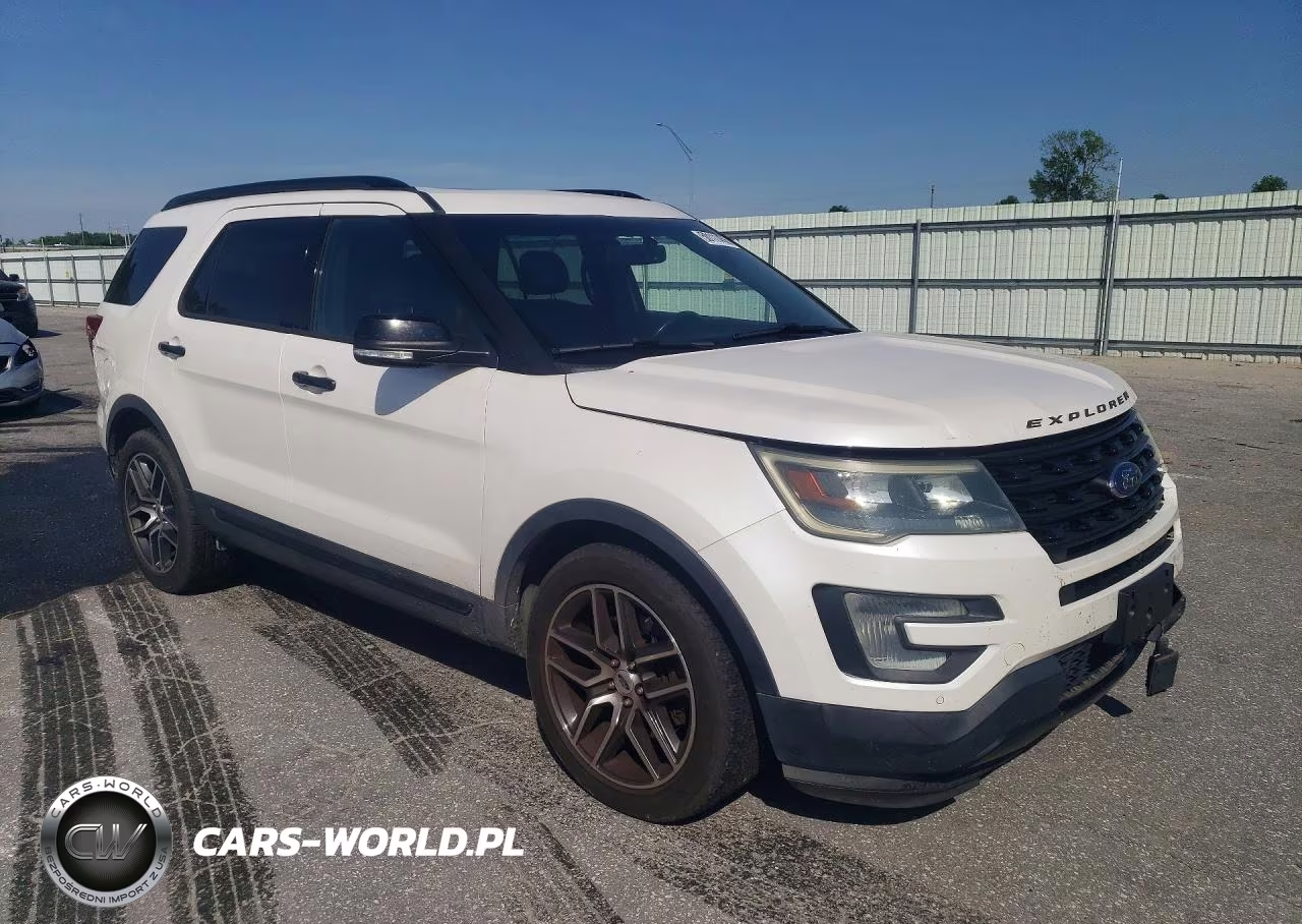 2016 Ford Explorer Sport VIN:1FM5K8GT9GGB31858 - 4