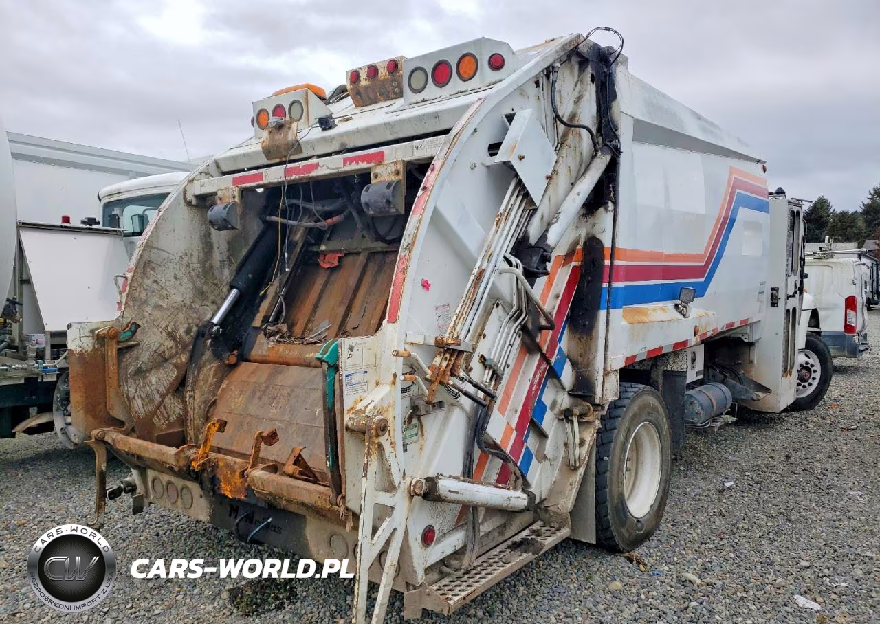 2007 International 7400 Refuse Truck VIN:1HTWCAAN47J408428 - 4