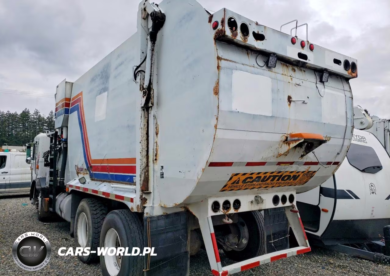 2007 Peterbilt 320 Refuse Truck VIN:3BPZLD9X37F717686 - 3