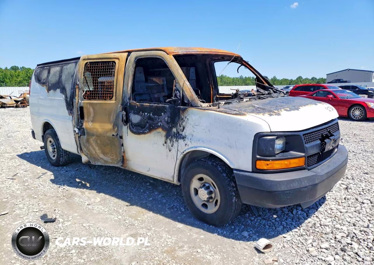 2015 Chevrolet Express G2500 VIN:1GCWGGCF9F1208248 - 4