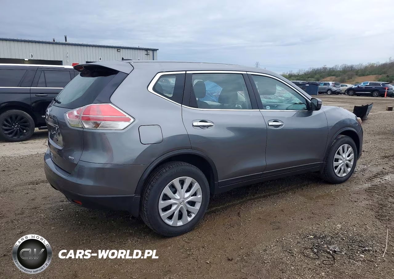 2015 Nissan Rogue S VIN:KNMAT2MV8FP584984 - 3