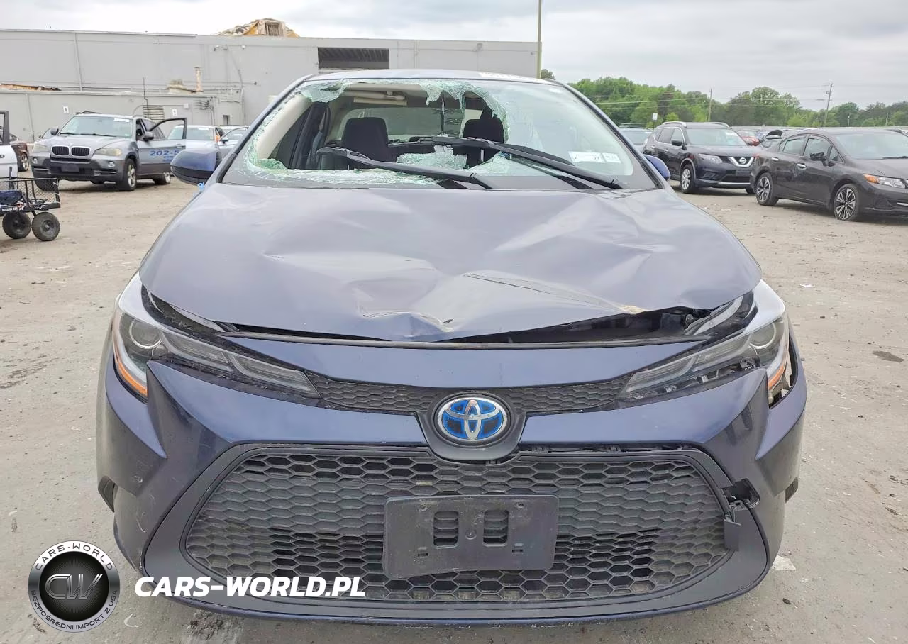 2022 Toyota Corolla Le VIN:JTDEAMDE6NJ061113 - 5