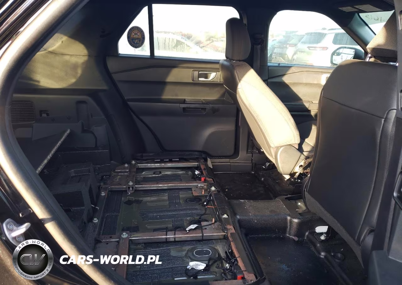 2023 Ford Explorer Police Interceptor VIN:1FM5K8AB7PGA35338 - 11