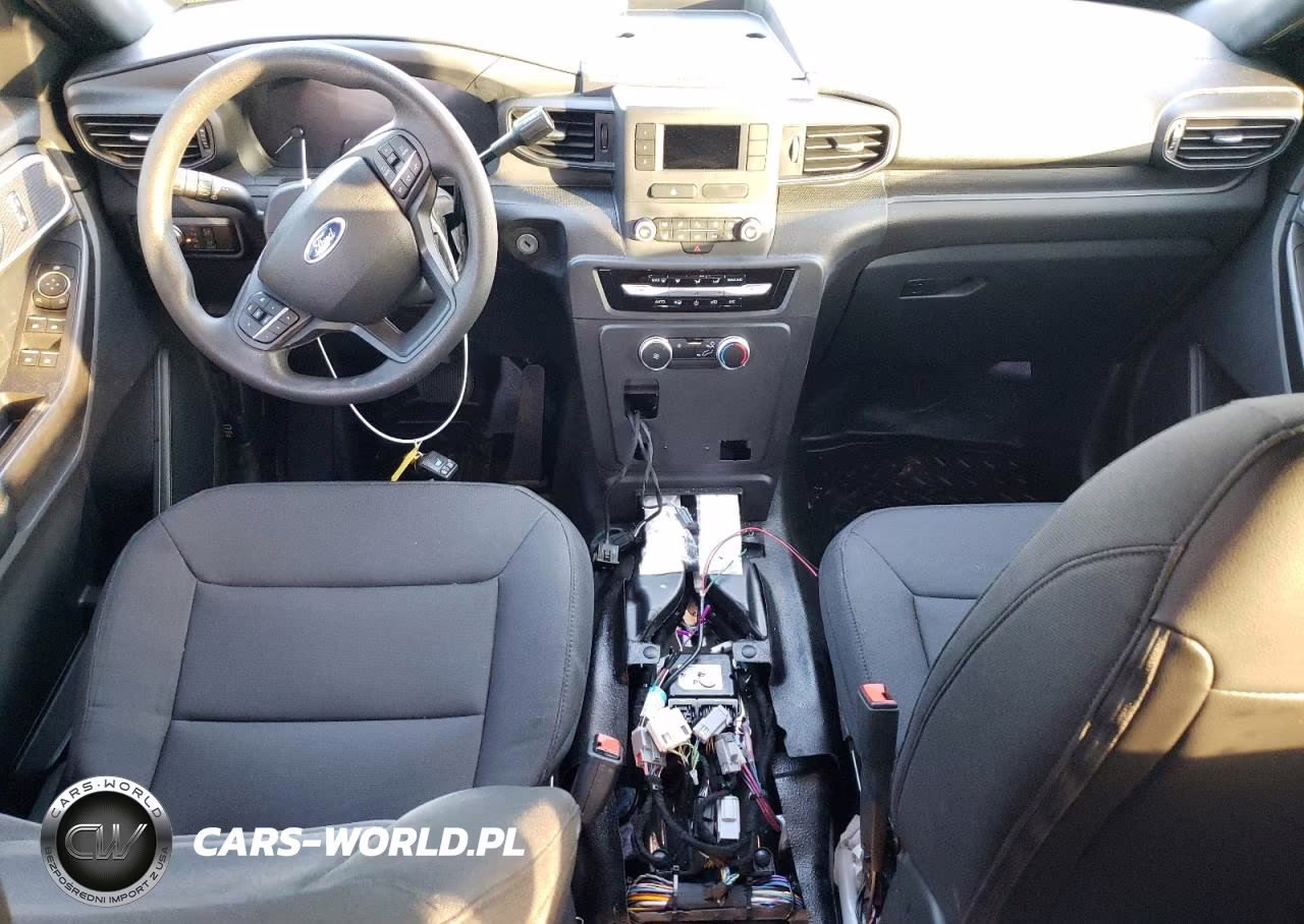 2023 Ford Explorer Police Interceptor VIN:1FM5K8AB7PGA35338 - 8