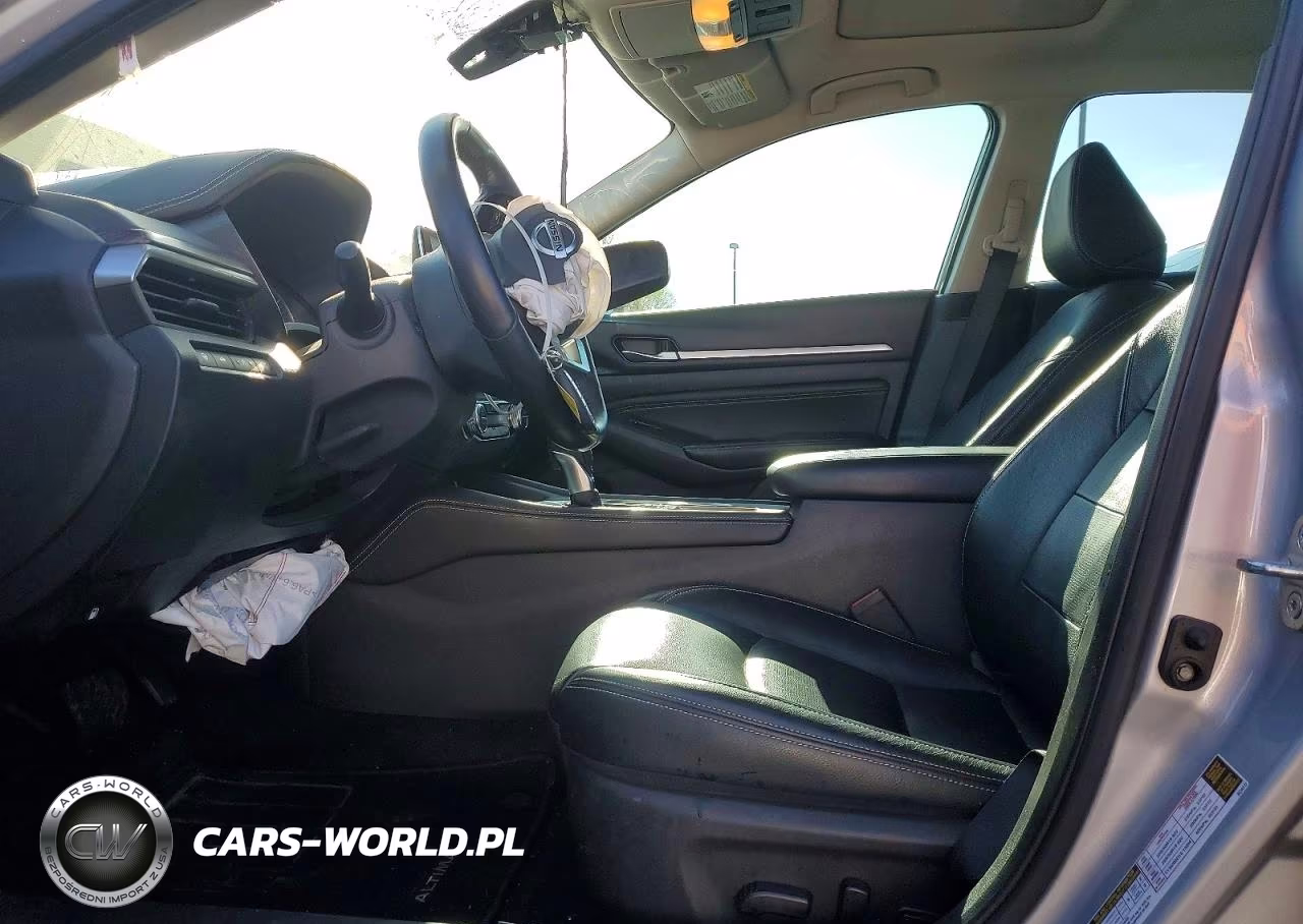 2019 Nissan Altima Platinum VIN:1N4BL4FW0KN300989 - 7