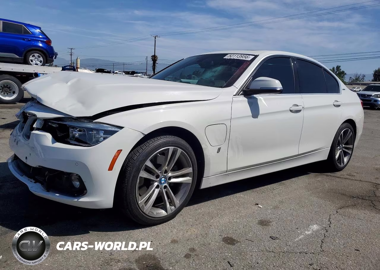 2018 BMW 330E