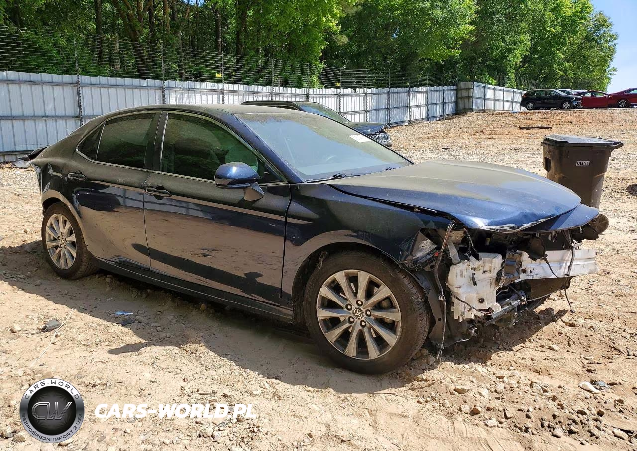 2020 Toyota Camry Le VIN:4T1C11AK6LU982609 - 4