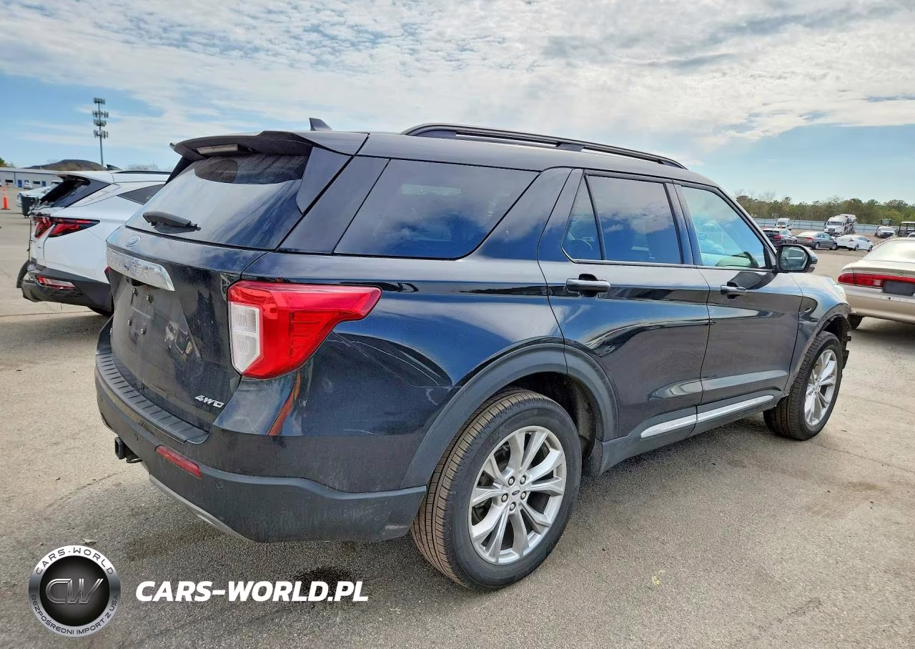 2024 Ford Explorer Xlt VIN:1FMSK8DH6RGA53643 - 3