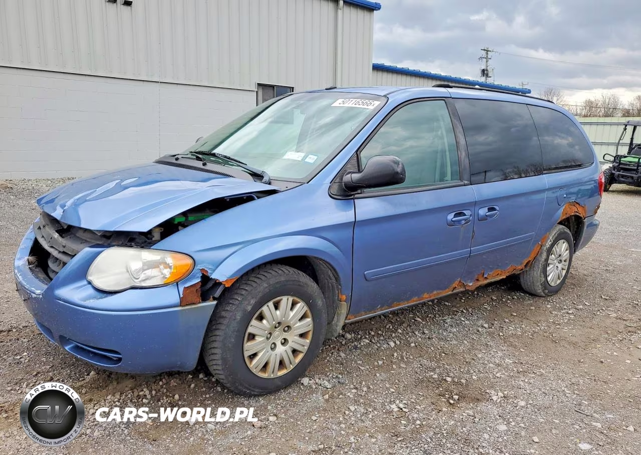 2007 Chrysler Town & Country Lx