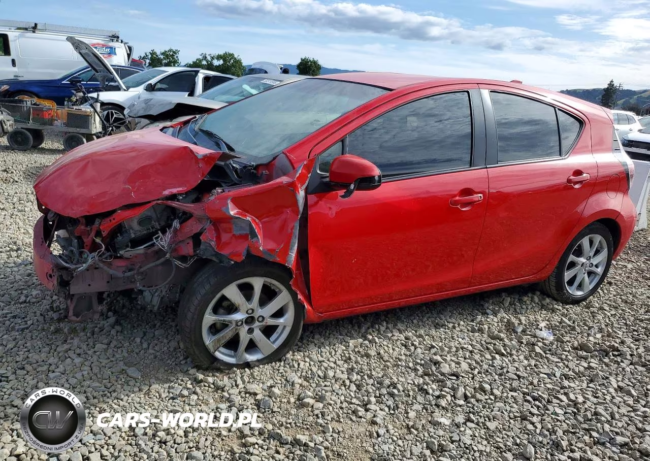 2015 Toyota Prius C Two