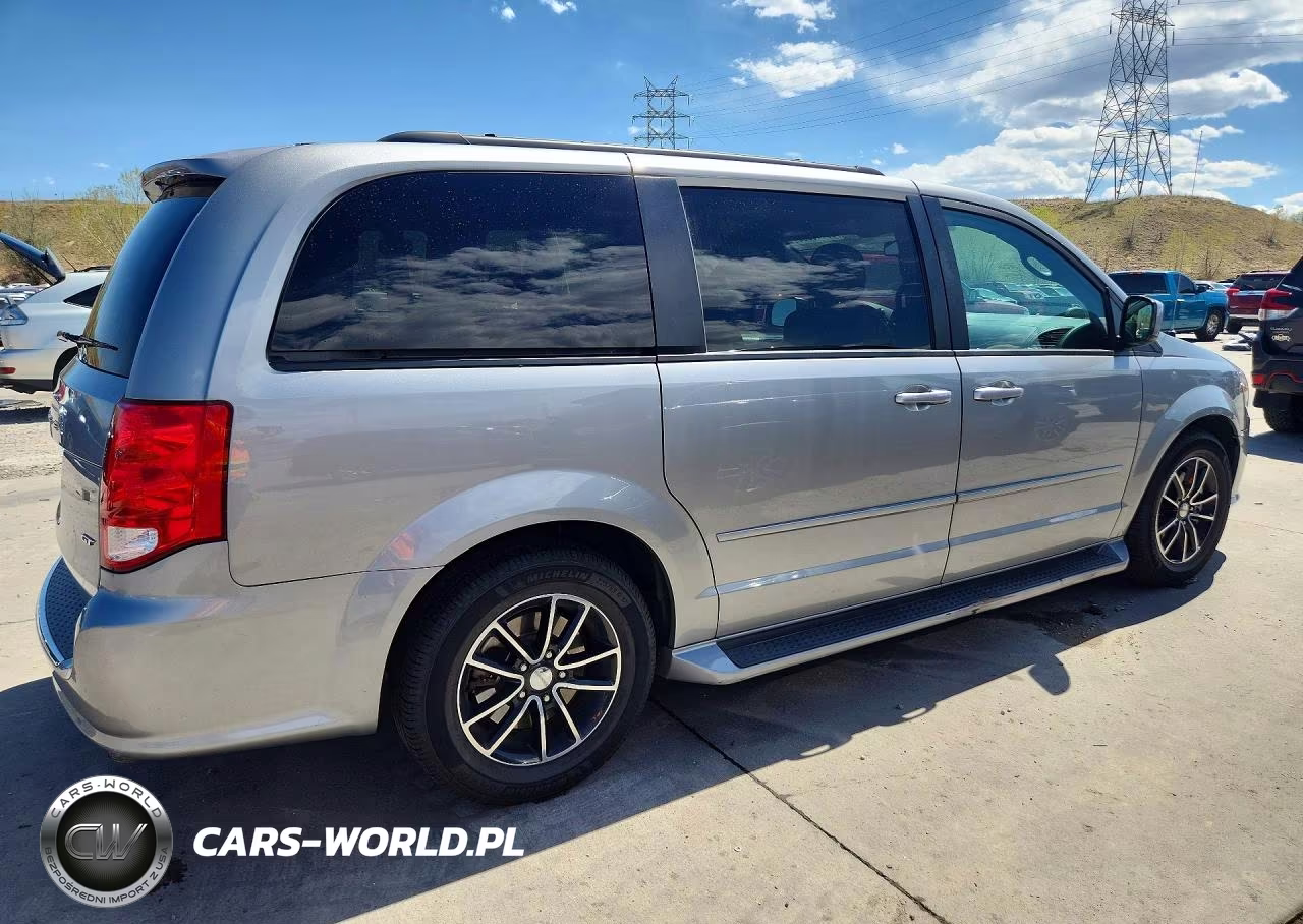 2017 Dodge Grand Caravan Gt VIN:2C4RDGEG7HR574851 - 3