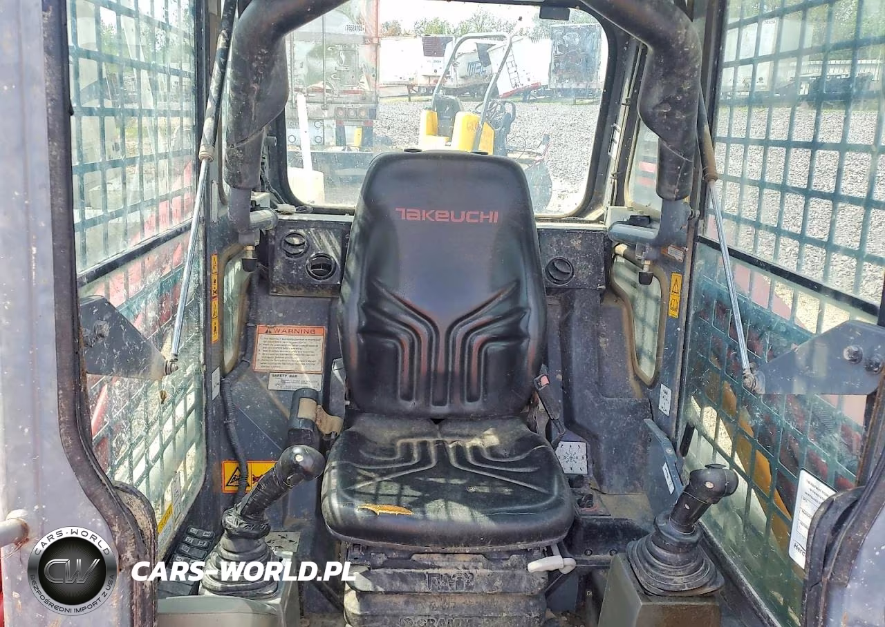 2016 Takeuchi Tl8 Tracked Skid Steer Loader VIN:200804373 - 5