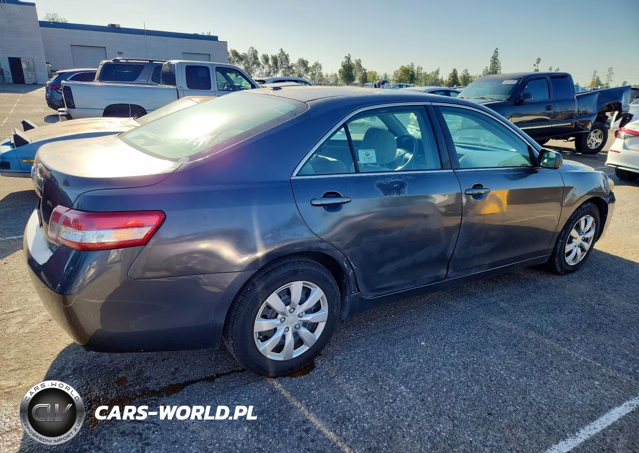 2010 Toyota Camry Le VIN:4T4BF3EK3AR025697 - 3