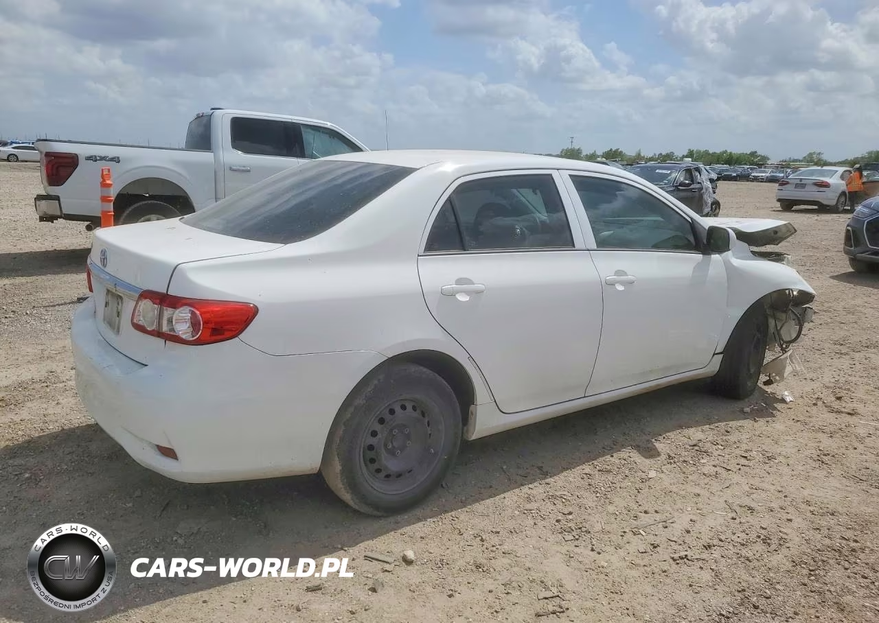 2013 Toyota Corolla L VIN:5YFBU4EE7DP157979 - 3