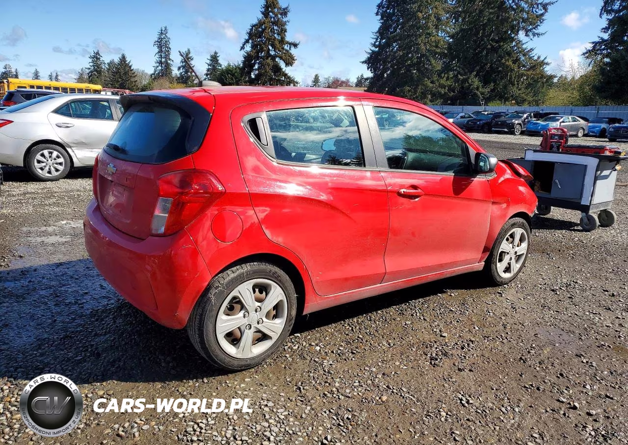 2021 Chevrolet Spark Ls VIN:KL8CB6SA1MC709775 - 3