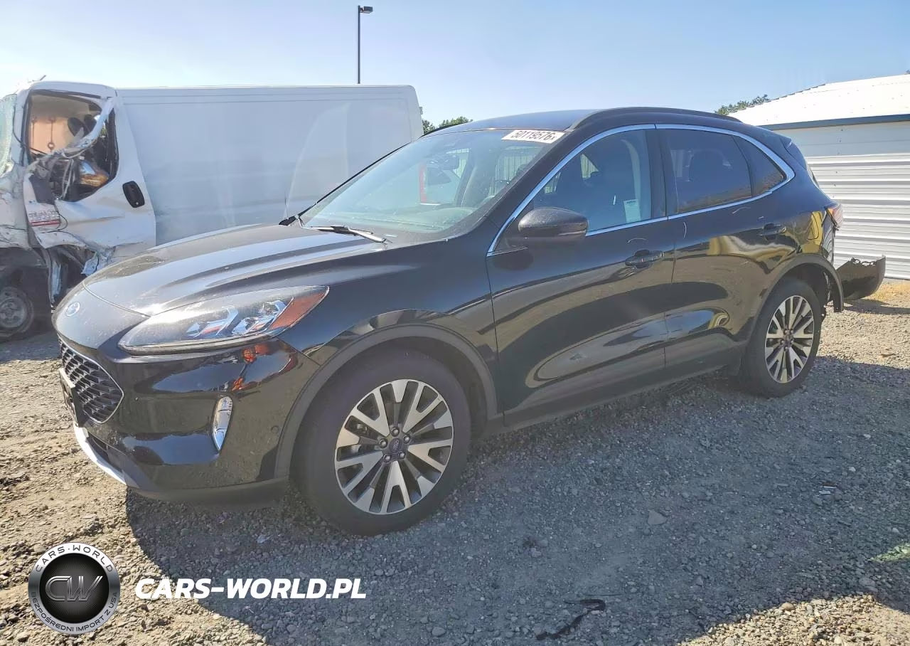 2020 Ford Escape Titanium – zdjęcie 1 z 14
