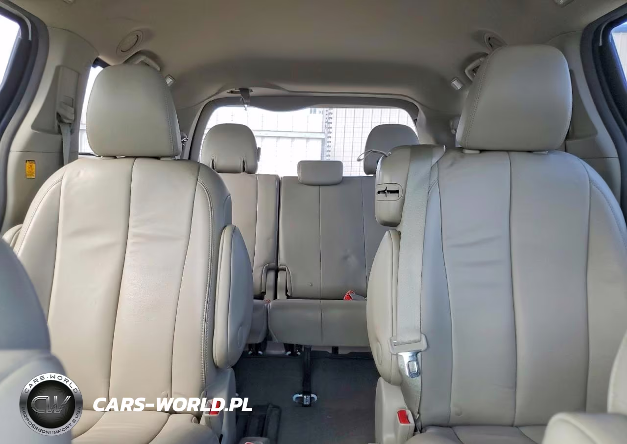 2013 Toyota Sienna Xle 8-Passenger VIN:5TDYK3DC8DS306854 - 10