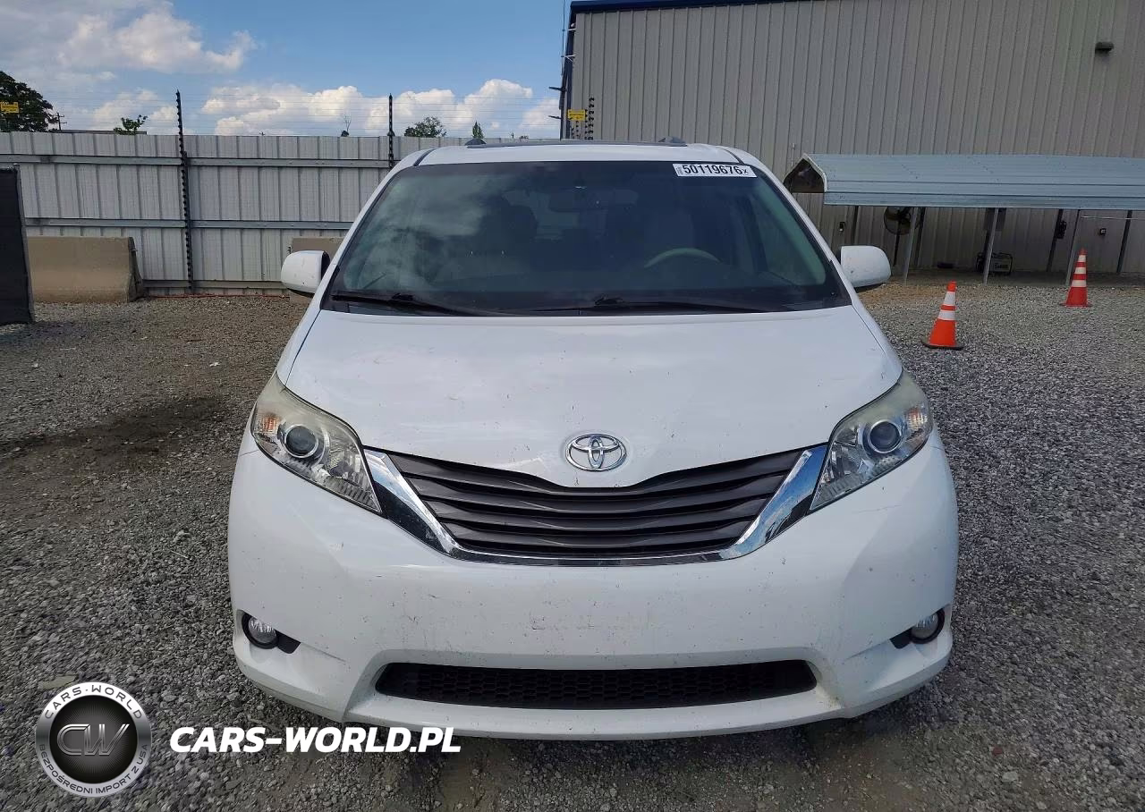 2013 Toyota Sienna Xle 8-Passenger VIN:5TDYK3DC8DS306854 - 5