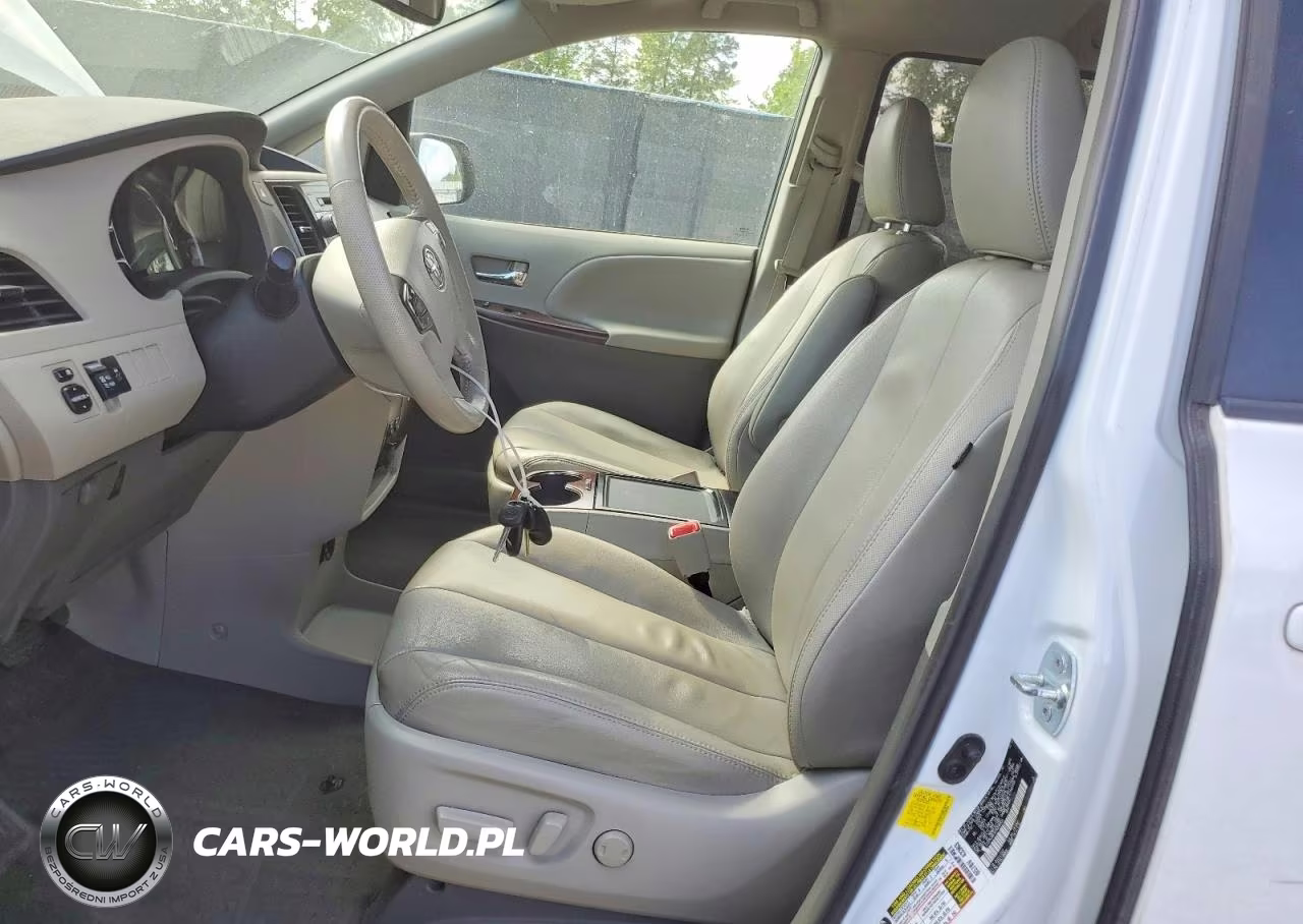2013 Toyota Sienna Xle 8-Passenger VIN:5TDYK3DC8DS306854 - 7