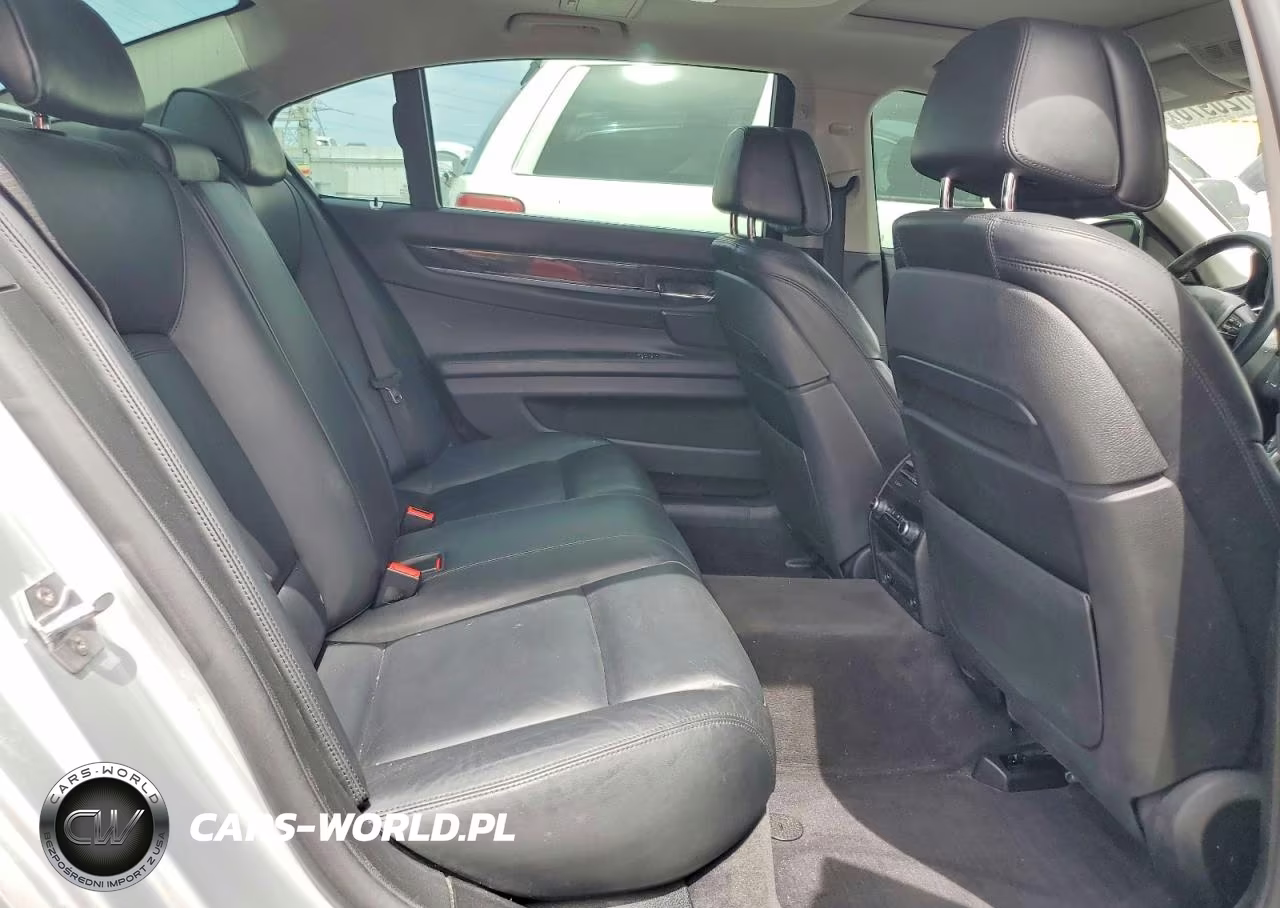2015 BMW 750 Li VIN:WBAYE8C57FD782001 - 10