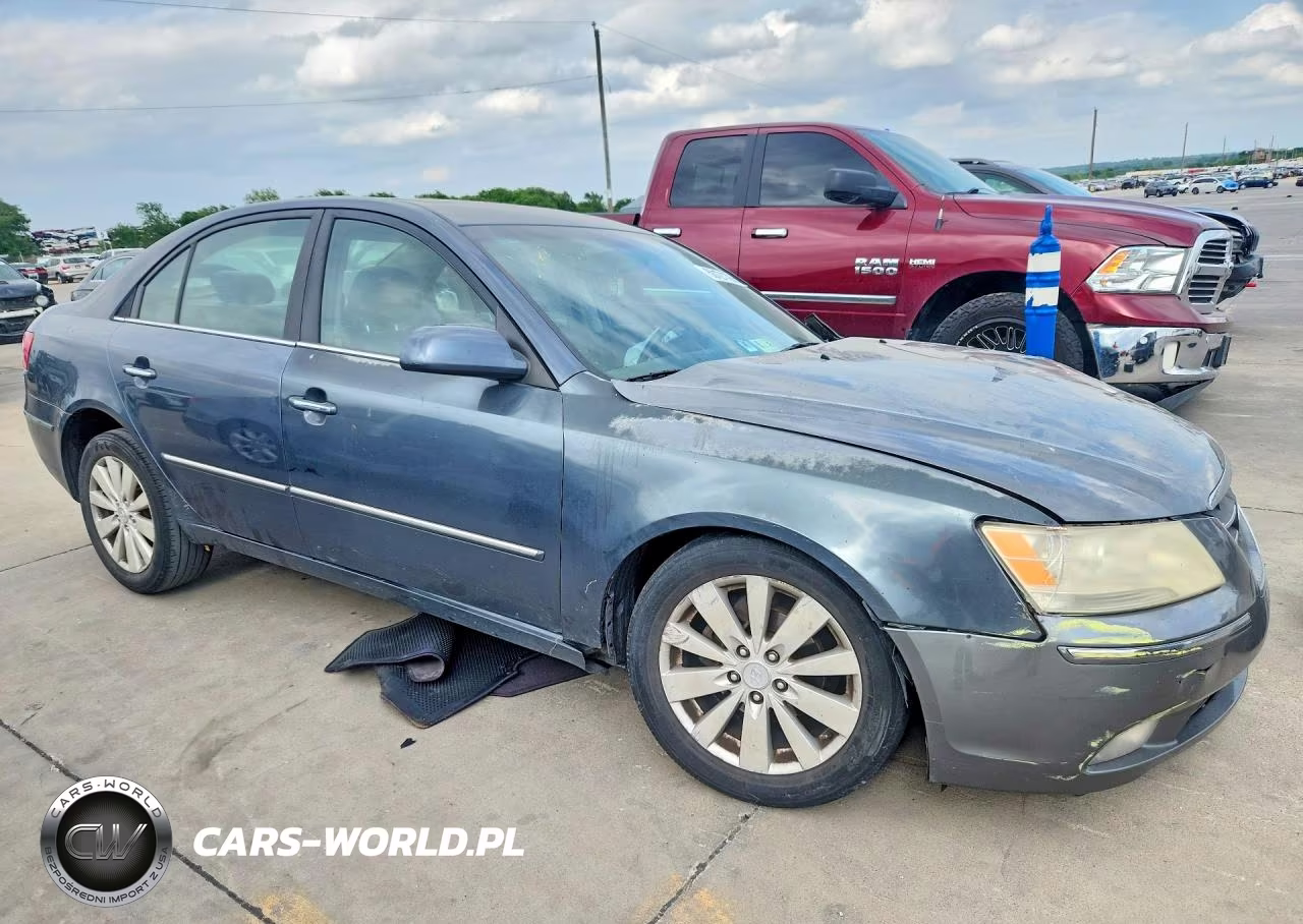 2009 Hyundai Sonata Limited VIN:5NPEU46C39H429412 - 4