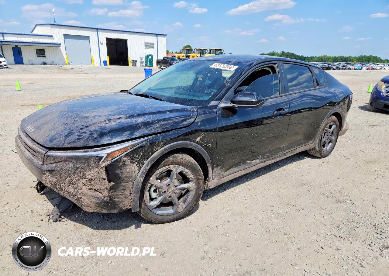 2025 Kia K4 Lxs