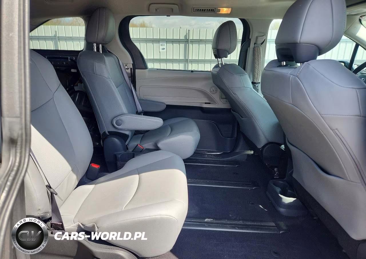 2024 Toyota Sienna Xle 7-Passenger VIN:5TDJSKFC9RS130607 - 11