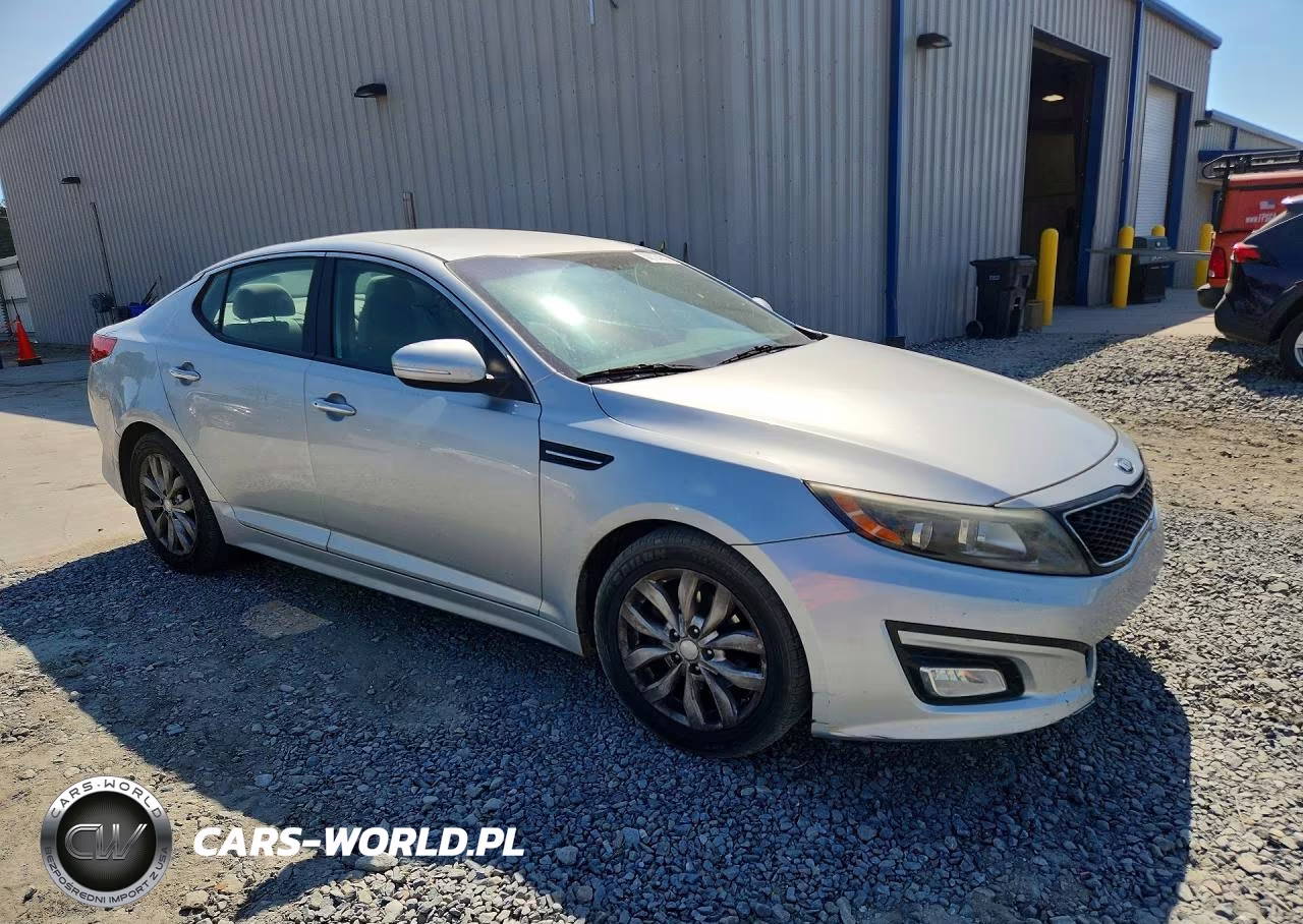 2015 Kia Optima Lx VIN:5XXGM4A70FG496608 - 4