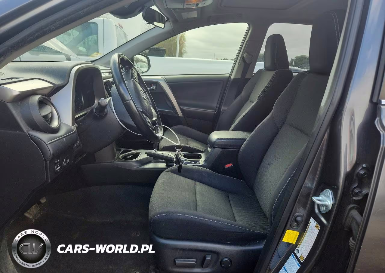 2018 Toyota Rav4 Xle VIN:JTMRFREV4JJ252490 - 7