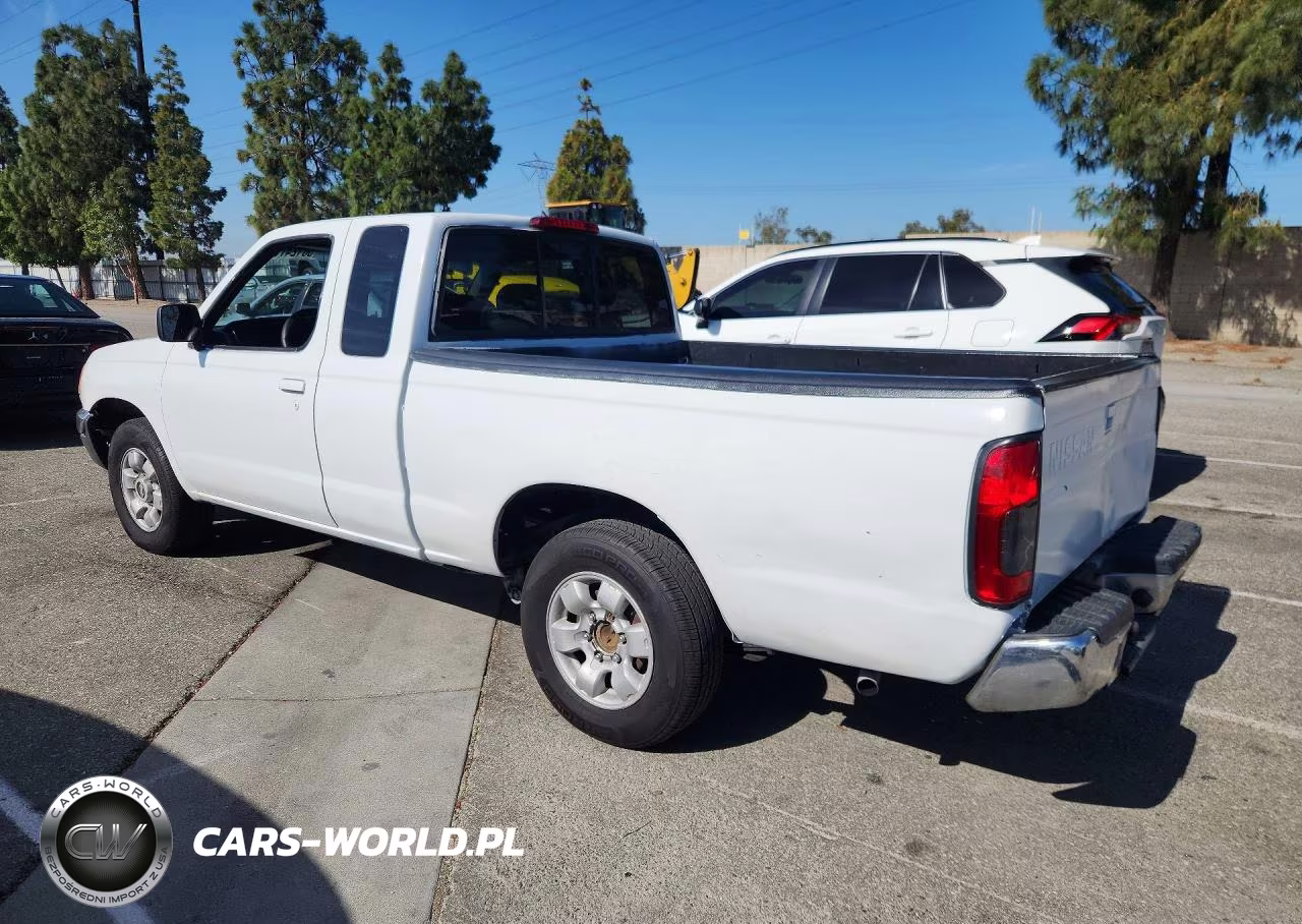 1999 Nissan Frontier Xe VIN:1N6DD26S8XC323177 - 2