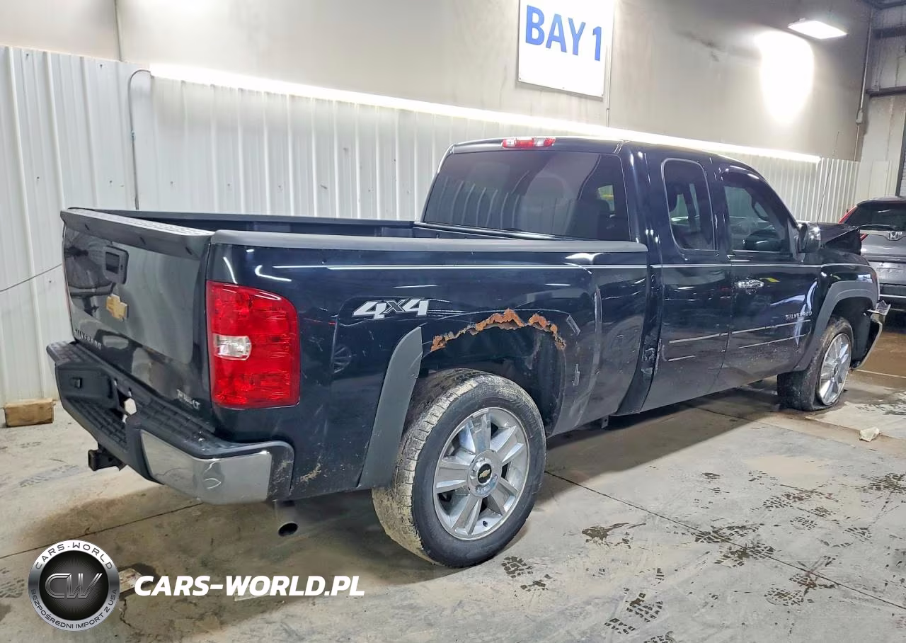 2013 Chevrolet Silverado K1500 Lt VIN:1GCRKSE72DZ413560 - 3
