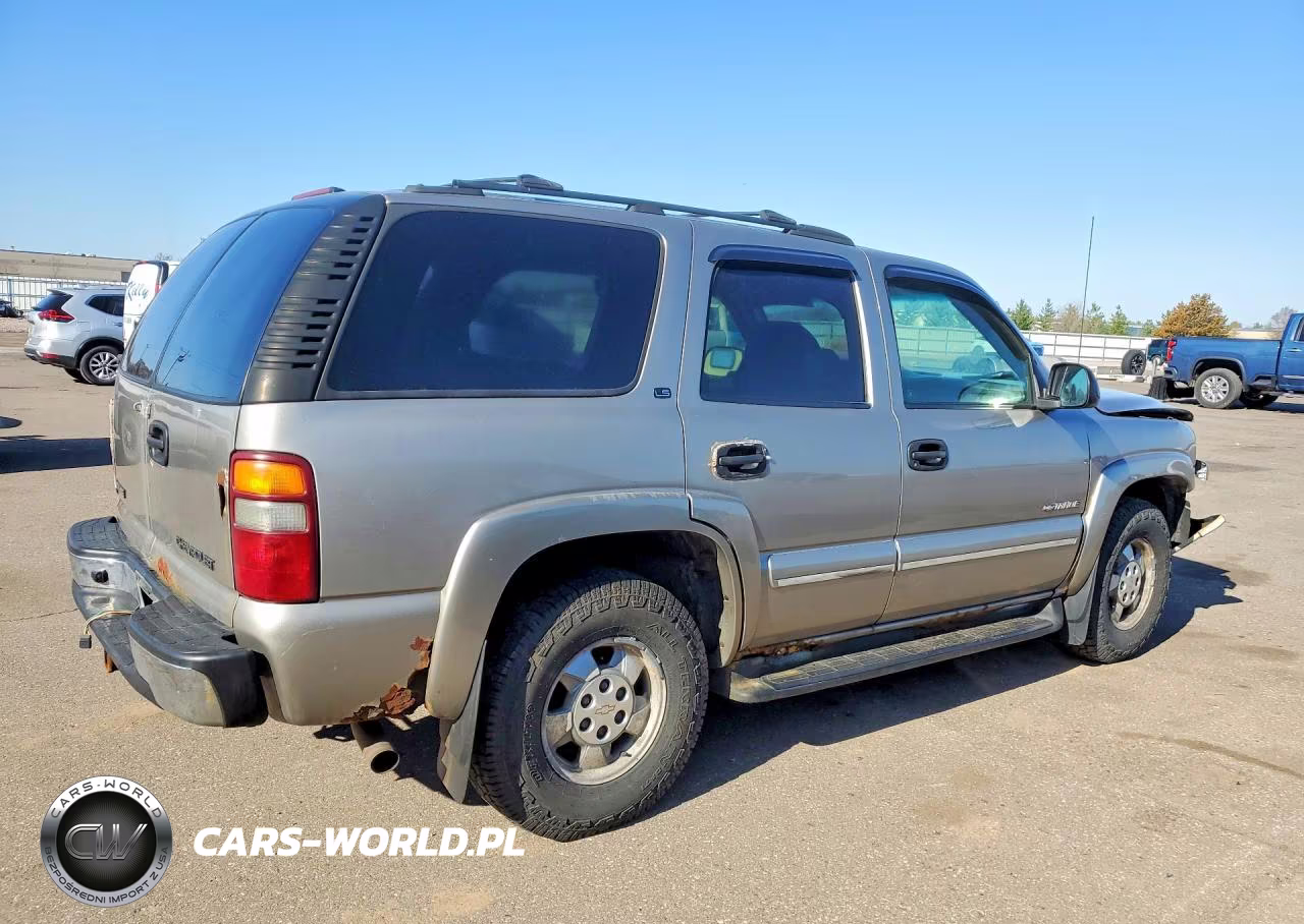 2000 Chevrolet Tahoe K1500 VIN:1GNEK13TXYJ119716 - 3