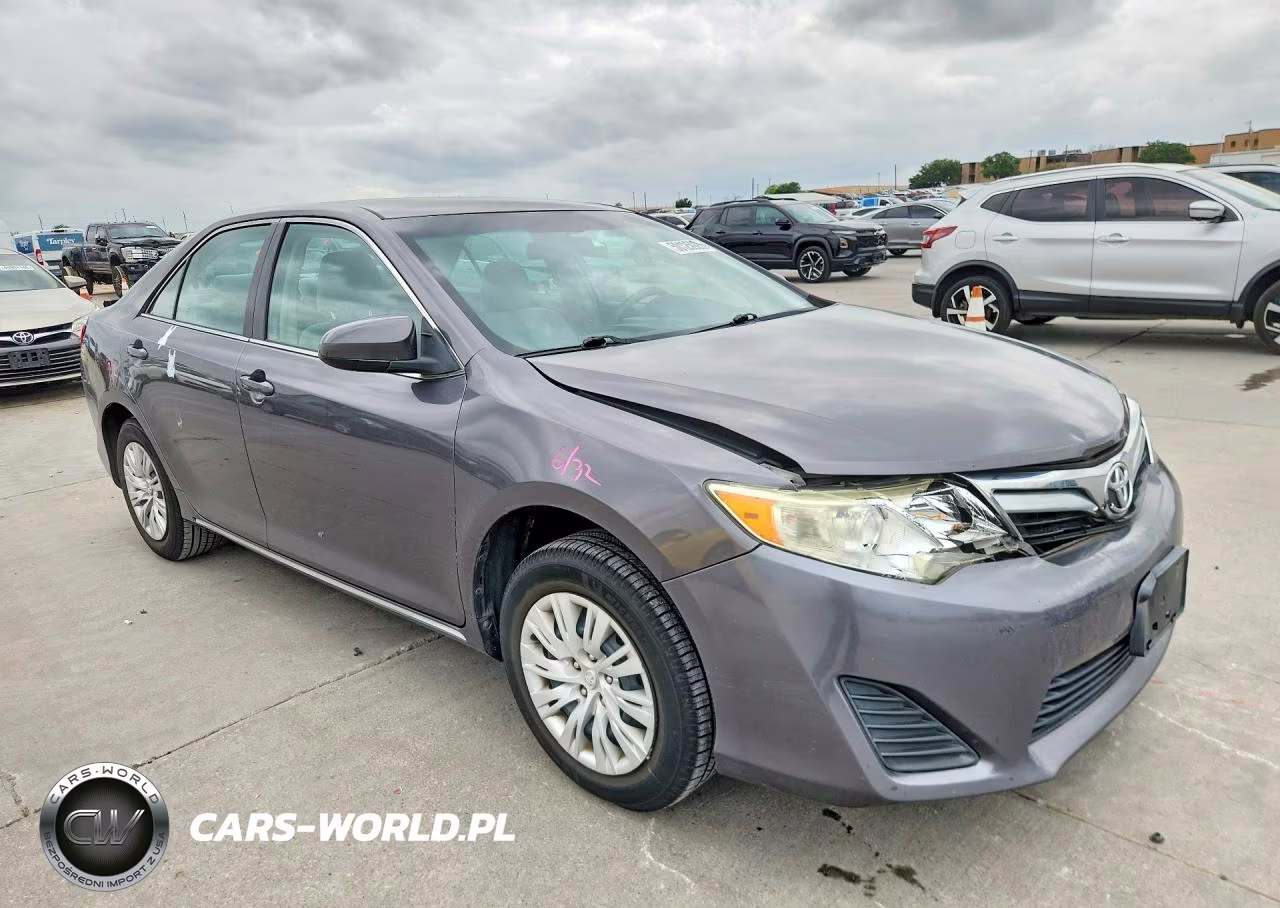 2014 Toyota Camry Le VIN:4T1BF1FK2EU412664 - 4