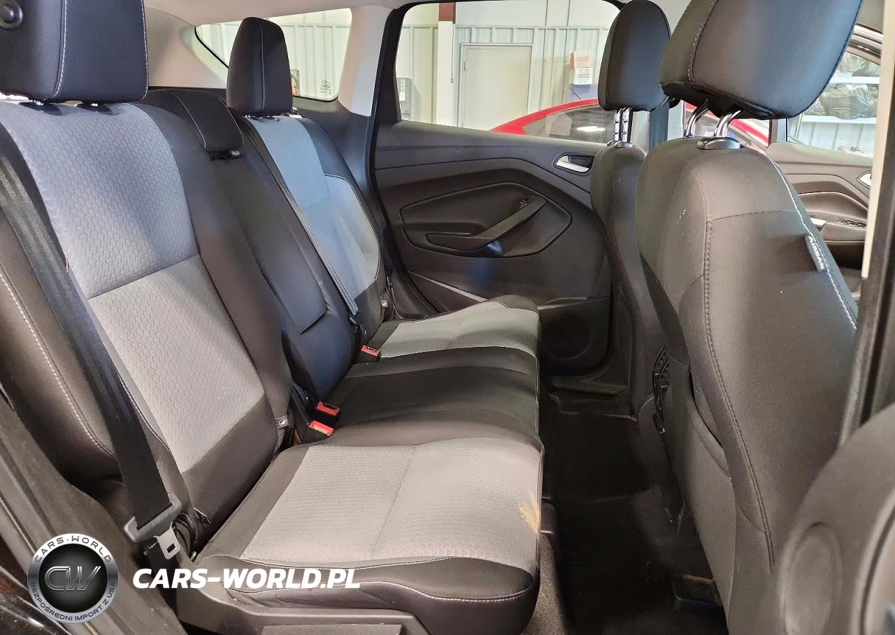 2017 Ford Escape Se VIN:1FMCU9G91HUA12409 - 10