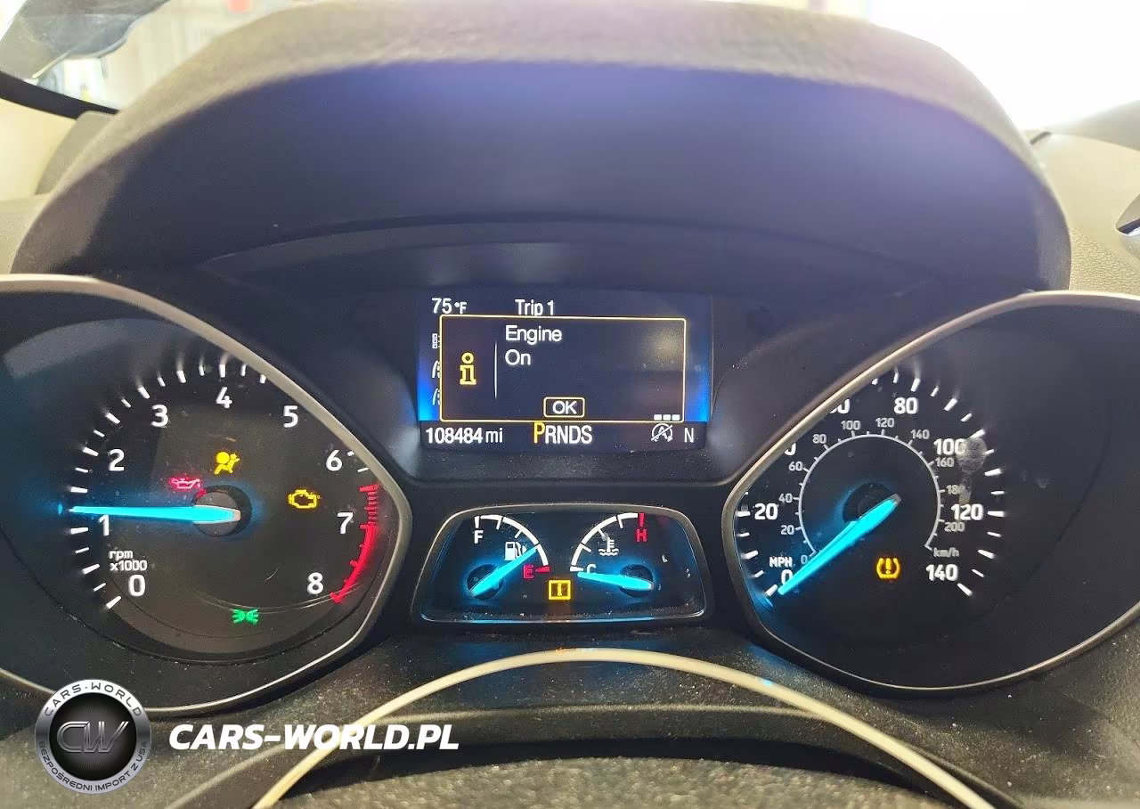 2017 Ford Escape Se VIN:1FMCU9G91HUA12409 - 9