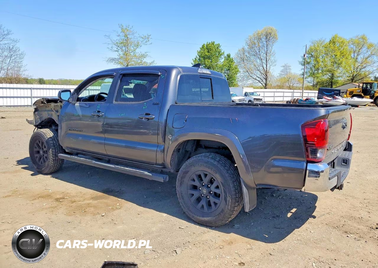 2018 Toyota Tacoma Sr5 V6 VIN:3TMCZ5AN7JM184832 - 2