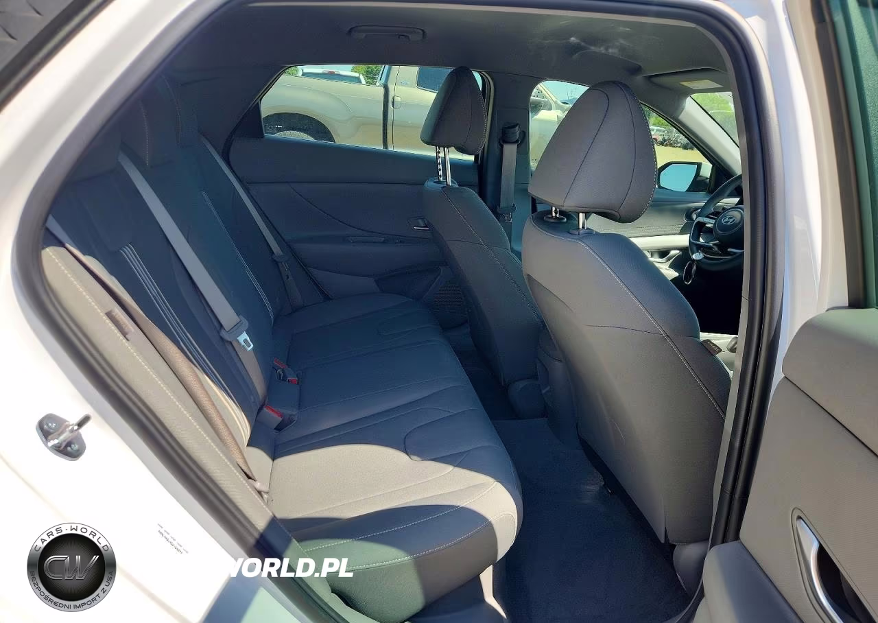 2025 Hyundai Elantra Hybrid Blue VIN:KMHLM4DJ4SU169277 - 10