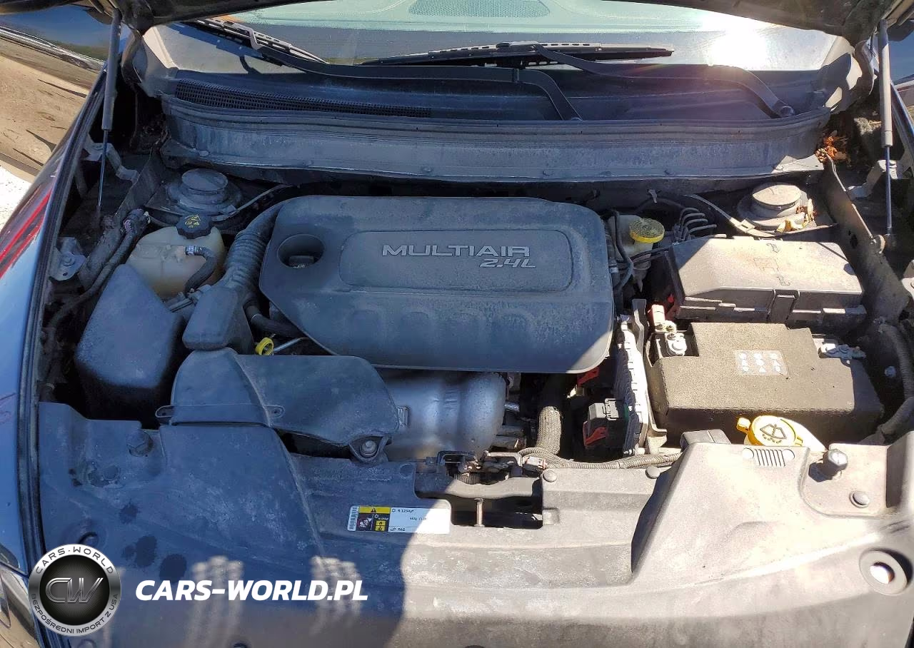 2016 Jeep Cherokee Sport VIN:1C4PJMAB5GW140247 - 12