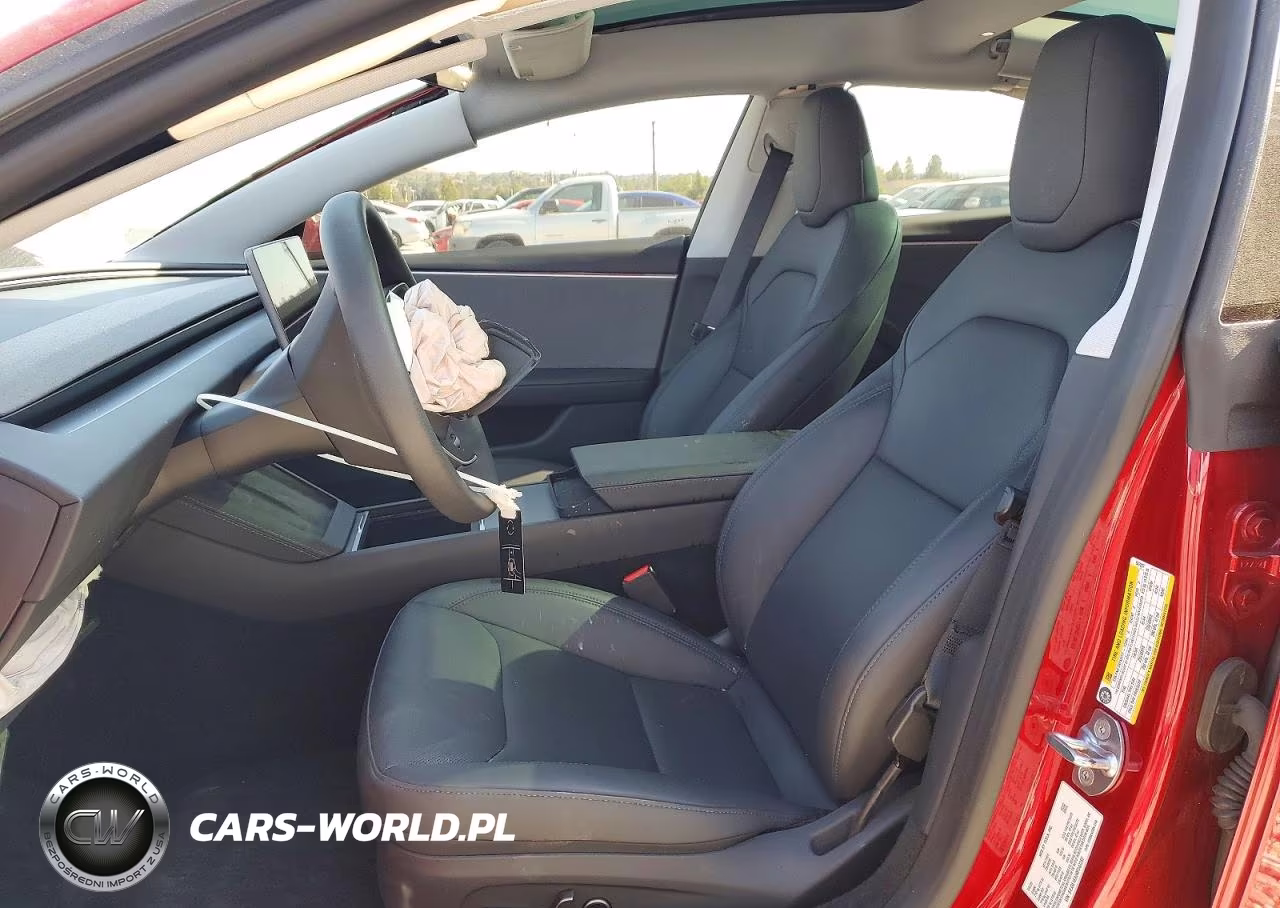 2025 Tesla Model 3 VIN:5YJ3E1EA6SF047267 - 7