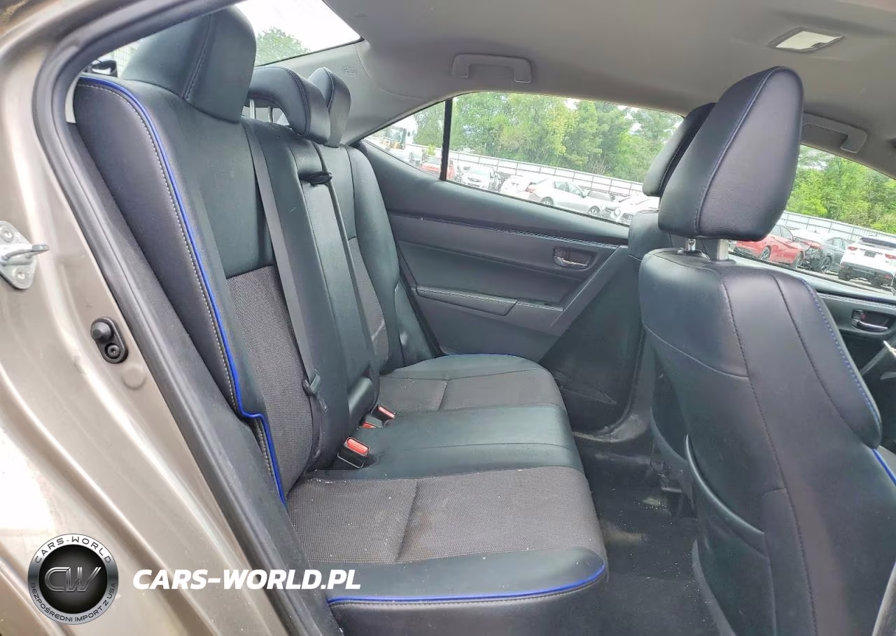 2019 Toyota Corolla Se VIN:2T1BURHE6KC126390 - 10