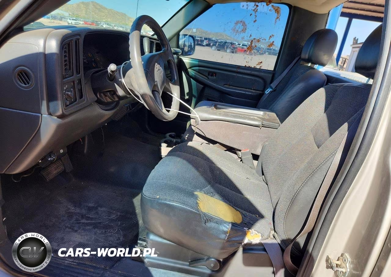 2005 Chevrolet Silverado C2500 Heavy Duty VIN:1GCHC24U75E180963 - 7
