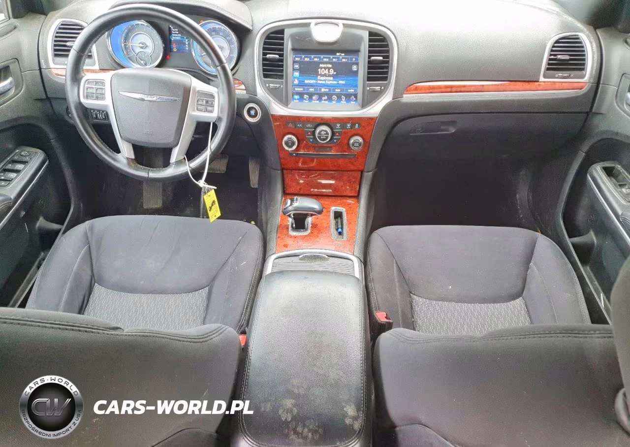 2014 Chrysler 300 VIN:2C3CCAAG8EH233573 - 8