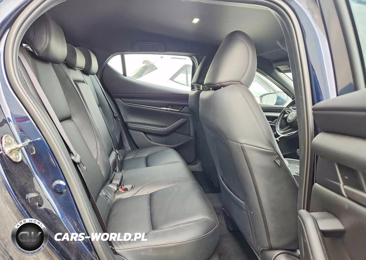 2021 Mazda 3 Select VIN:JM1BPAKL4M1327230 - 10