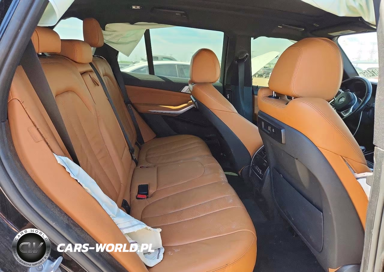 2019 BMW X5 xDrive40I VIN:5UXCR6C5XKLL10024 - 10