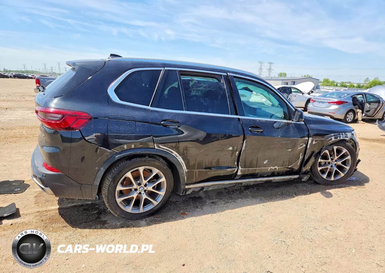 2019 BMW X5 xDrive40I VIN:5UXCR6C5XKLL10024 - 3