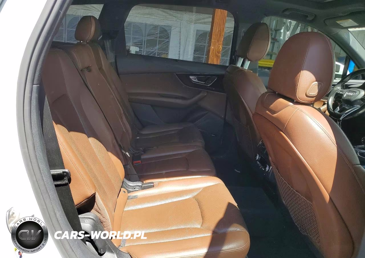 2017 Audi Q7 Prestige VIN:WA1VAAF79HD033316 - 10