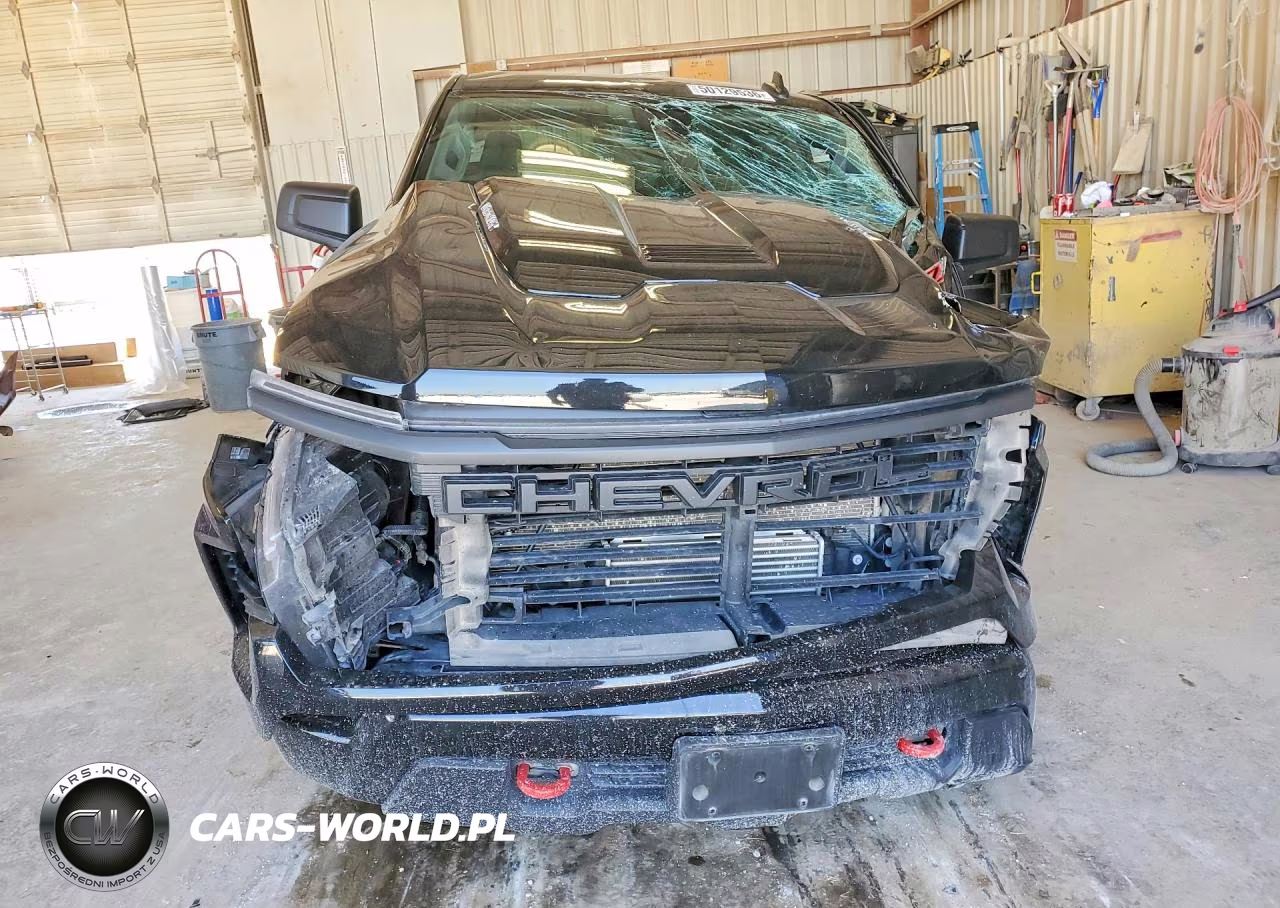 2025 Chevrolet Silverado K1500 Trail Boss Custom VIN:3GCPKCEK1SG274889 - 5