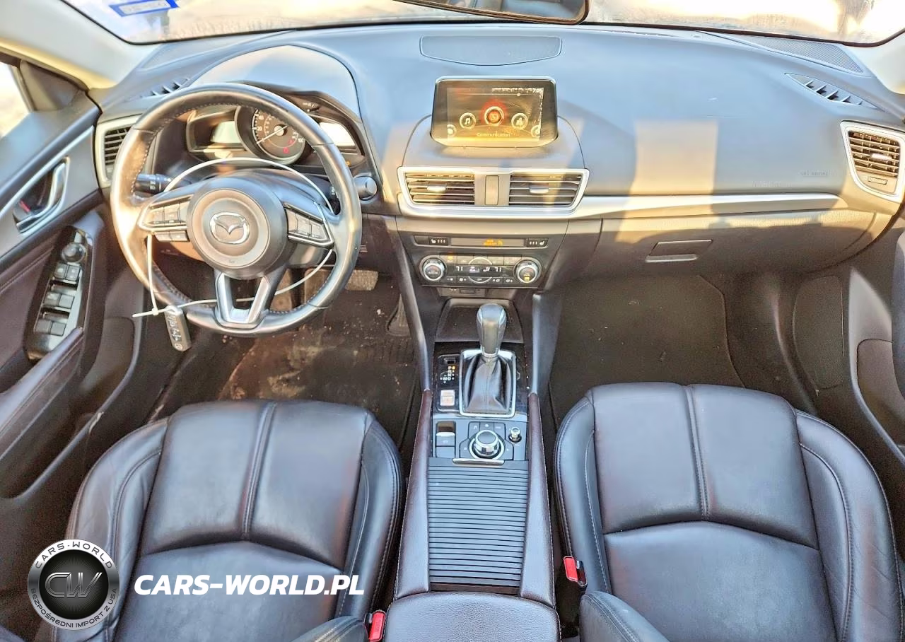 2018 Mazda 3 Touring VIN:3MZBN1V38JM208240 - 8